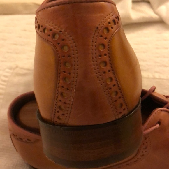 Mens Florsheim tan leather saddle shoes